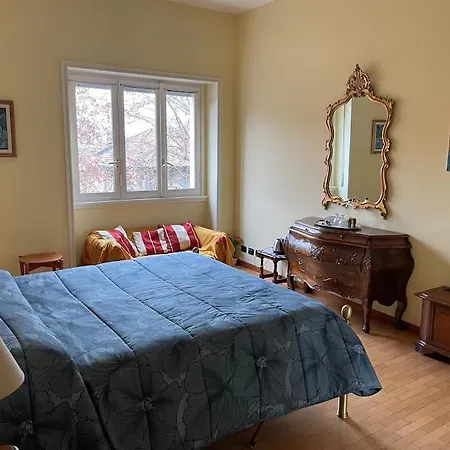 Casa Caldara ホームステイ ミラノ